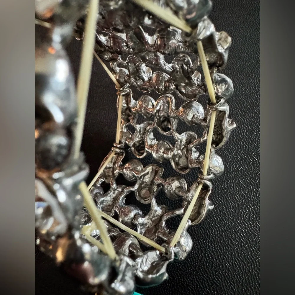 Silver Skull and Crystal Chunky Rhinestone Stretch Bracelet - Picture 6 of 6